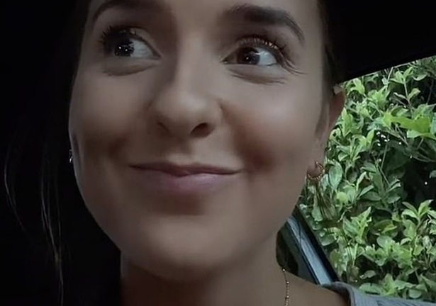 Cô gái có màn bắt gian đỉnh cao khiến chị em muốn “cắp sách theo học”