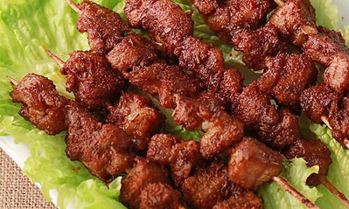 8 dấu hiệu cảnh báo bạn đang ăn quá nhiều thịt, thay đổi sớm kẻo hại sức khỏe