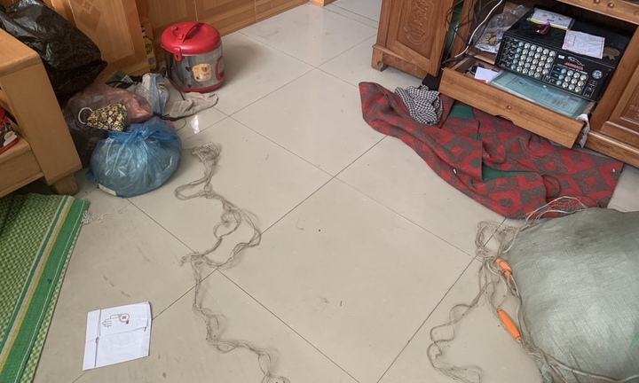 Điều tra nghi án chồng sát hại vợ rồi dùng dây điện tự tử