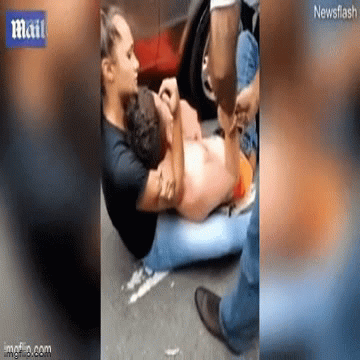 Tin tức đời sống ngày 3/4: Người đàn ông nhận cái kết đắng khi giật điện thoại của cô gái trẻ