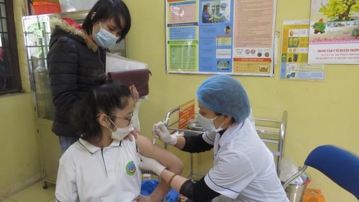 Tiêm vaccine ngừa COVID-19 cho trẻ từ 5 – dưới 12 tuổi: Khi nào cần đưa bé đến viện?