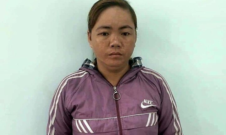 Tây Ninh: Lừa chở bé 7 tuổi về nhà để lấy vòng vàng đem bán