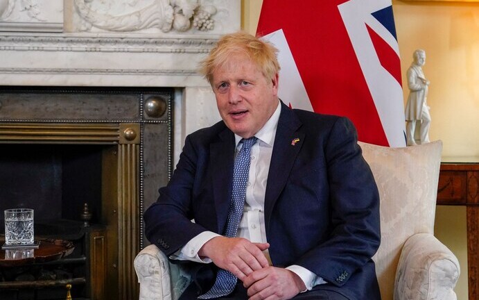 Thủ tướng Anh Boris Johnson vượt qua cuộc bỏ phiếu bất tín nhiệm