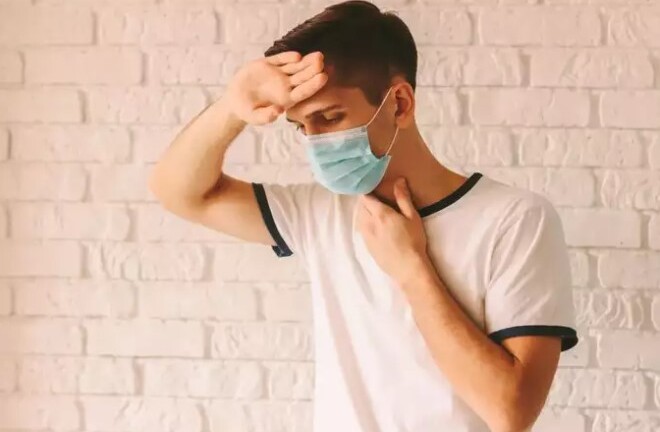 Làm cách nào để phân biệt Omicron và dị ứng?