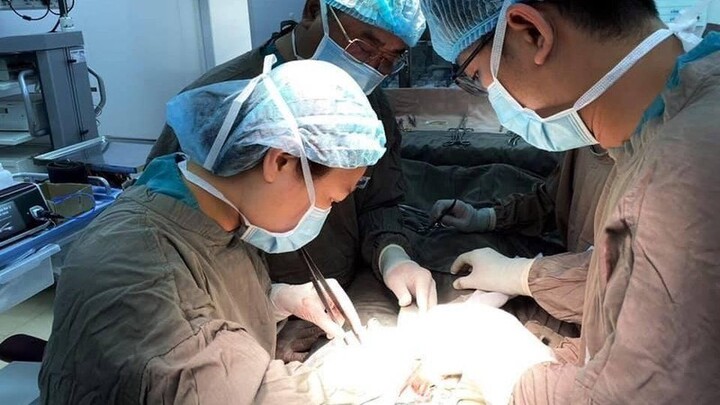 Tin tức đời sống ngày 16/8: Người phụ nữ chửa ngoài tử cung ở đại tràng ngang