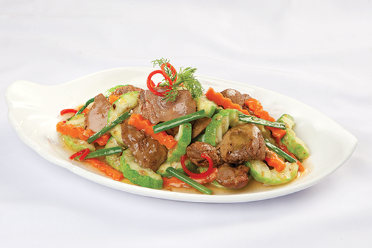 Gan gà xào chua ngọt cực dễ làm cho bữa cơm thêm hấp dẫn