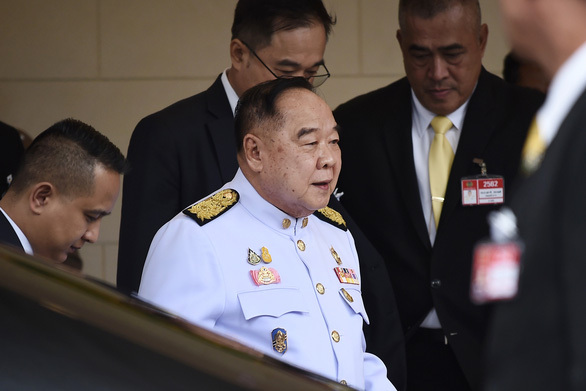 Đại tướng Prawit Wongsuwan là thủ tướng tạm quyền của Thái Lan