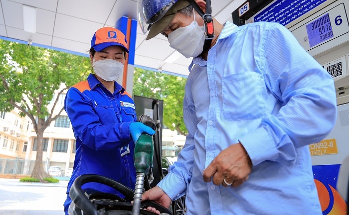 Giá xăng có thể giảm 800 đồng trong kỳ điều hành ngày 12/9