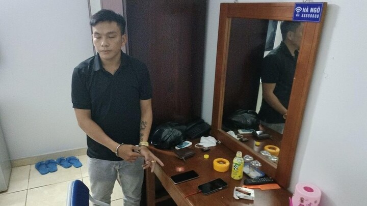 Bắt đối tượng đột nhập khách sạn, trộm tài sản khoảng 600 triệu đồng của 2 cầu thủ 