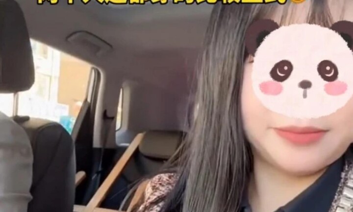 Cô gái ăn diện xinh đẹp đi xem mắt, vừa thấy đối phương liền sững sờ không nói nên lời