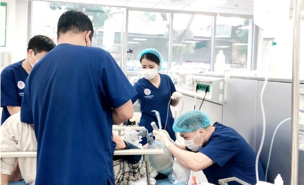 Tin tức đời sống ngày 7/12: Cấp cứu nam bệnh nhân 18 tuổi bị đâm thấu bụng