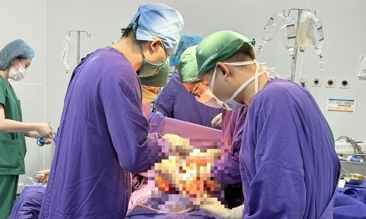 Tin tức đời sống ngày 19/12: Cứu sống người đàn ông bị đâm thấu ngực và bụng