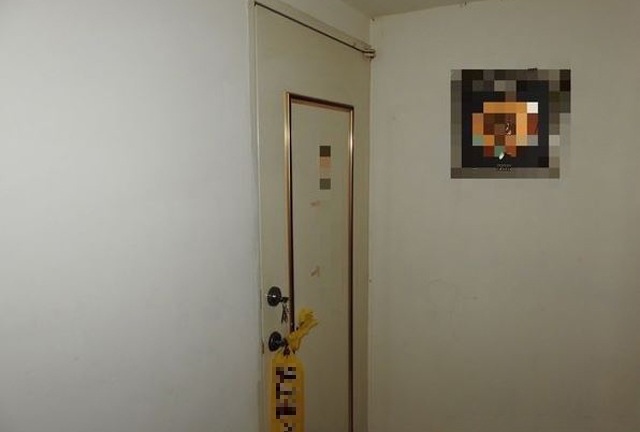 Đôi vợ chồng mãi không trả tiền nhà, chủ trọ bủn rủn tay chân khi đến kiểm tra