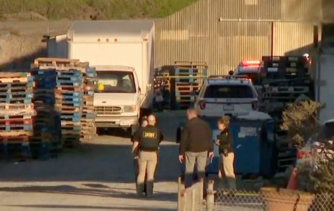 Thêm vụ xả súng hàng loạt tại California, 7 người thiệt mạng