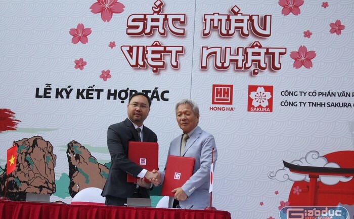 Văn phòng phẩm Hồng Hà ký kết hợp tác phân phối độc quyền sản phẩm Sakura Color