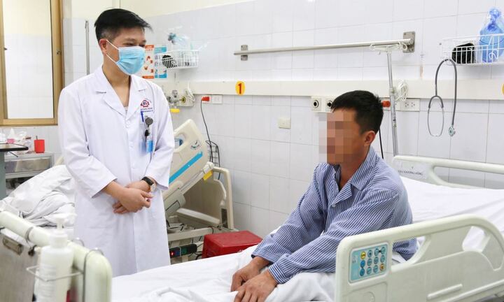 Người đàn ông 42 tuổi ngộ độc nguy kịch sau khi ăn so biển