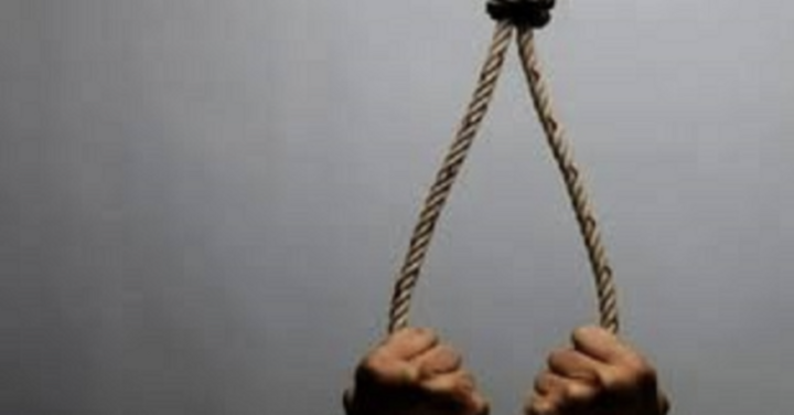 Nghi sát hại con gái 4 tuổi, người đàn ông bị truy bắt