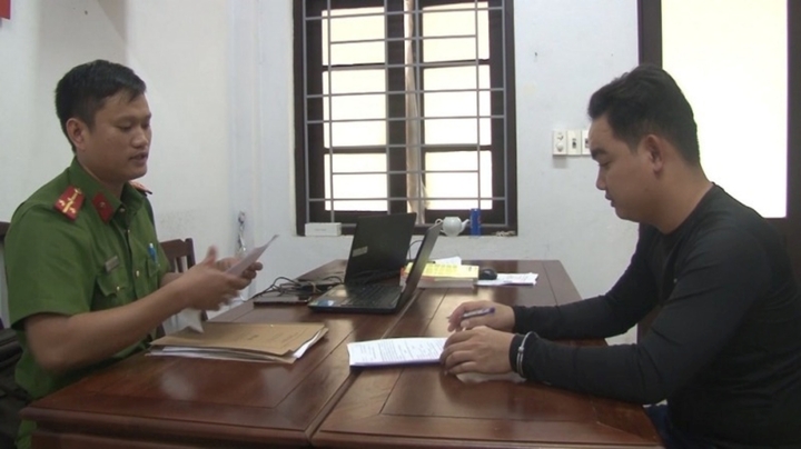 Khởi tố đối tượng “nổ” có mối quan hệ với công an, viện kiểm sát để lừa tiền “chạy án”