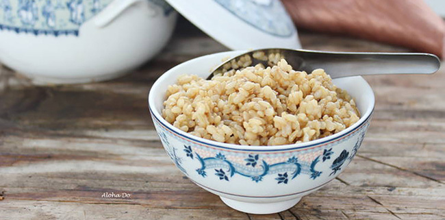 Tự làm cơm rượu nếp cho ngày Tết Đoan Ngọ chỉ bằng vài thao tác đơn giản