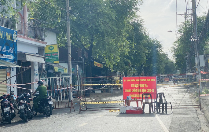 Phong tỏa khu phố 13.000 nhân khẩu ở TP.Thủ Đức do phát hiện 23 ca dương tính