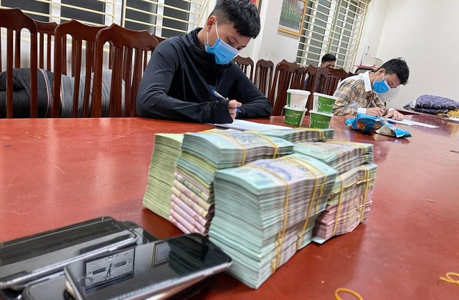 Hà Nội: Khởi tố 18 đối tượng trong đường dây đánh bạc hàng chục tỷ đồng