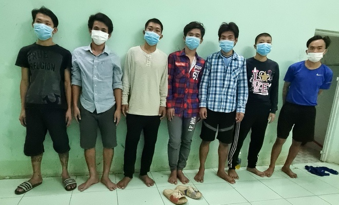 Bắt giam 7 đối tượng chửi bới, tấn công lực lượng trực chốt tại khu phong tỏa