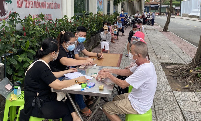 TP.HCM sẽ kéo dài thời gian chi hỗ trợ đợt 3 đến ngày 31/10