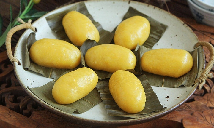 Trổ tài làm bánh ngô hấp chiêu đãi cả nhà dịp cuối tuần