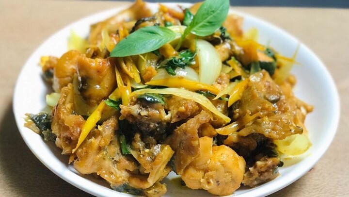 Hướng dẫn làm ếch xào lăn đậm đà đưa cơm