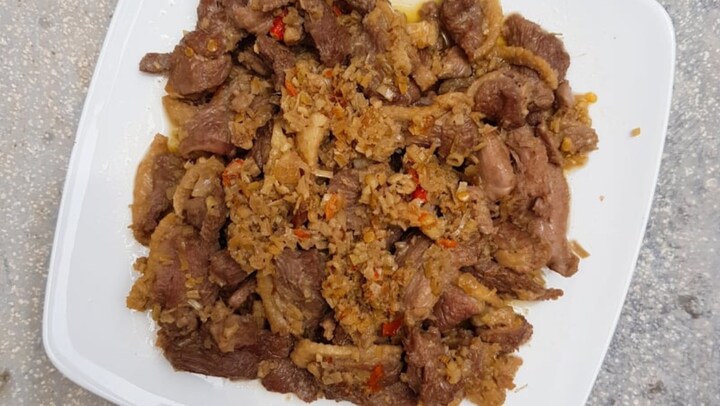 Cách làm vịt xào sả ớt ăn hoài không ngán