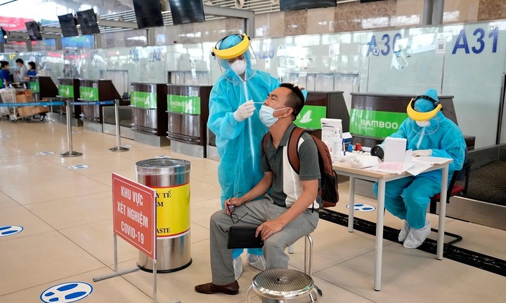 Khách bay từ TP.HCM, Cần Thơ không phải xét nghiệm COVID-19