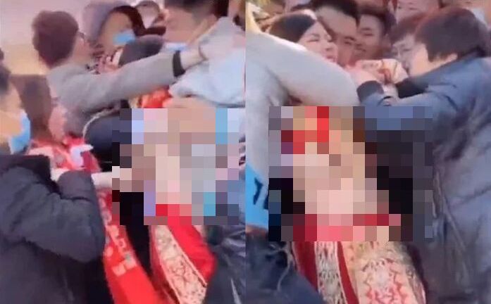 Cô dâu bị sàm sỡ công khai ngay trong đám cưới, thái độ của chú rể gây phẫn nộ tột cùng