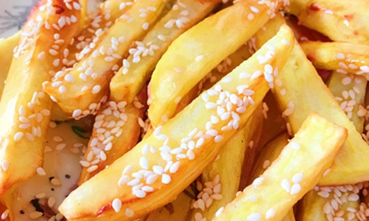 Khoai lang chiên mật ong ngọt ngào khiến cả nhà mê mẩn