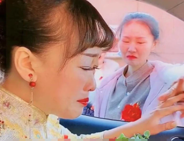 Mẹ vợ đòi thêm sính lễ cả tỷ đồng, cô dâu nói 1 câu khiến chú rể lập tức hủy hôn