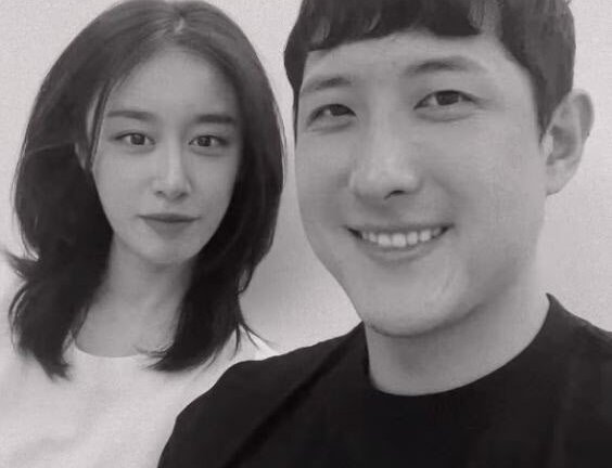 Ji Yeon (T-Ara) bất ngờ thông báo kết hôn cùng bạn trai cầu thủ
