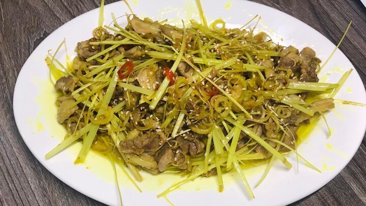 Cách làm gà xào sả ớt đậm vị cực đưa miệng