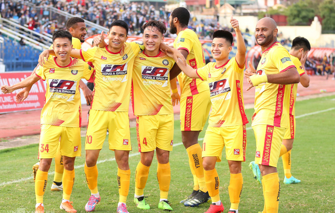 CLB Thanh Hóa đánh bại Đà Nẵng 3-0 trên sân nhà