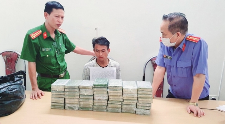 Điện Biên: Thu giữ hơn 500.000 viên ma túy và 72 bánh heroin