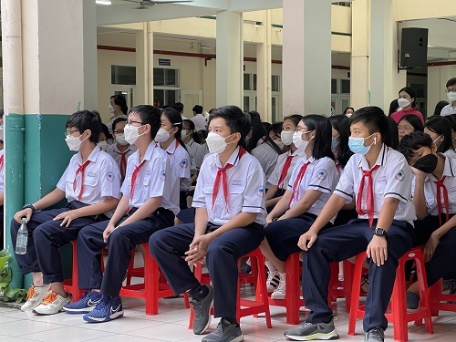 Học sinh TP.HCM sẽ được hỗ trợ học phí từ năm học 2022-2023