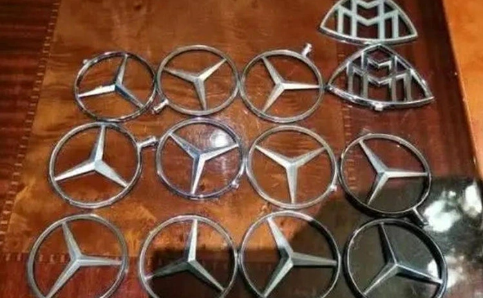 Phát hiện 2 con trai 