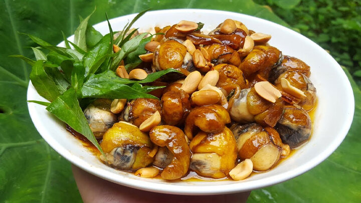 Cách làm trứng cứt lộn xào me đơn giản cực thơm ngon tại nhà