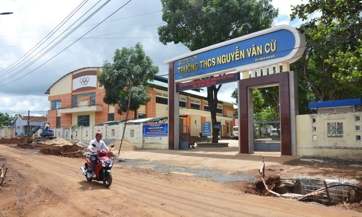 Vụ thầy giáo bị buộc thôi việc vì dùng bằng giả: Sở GD&ĐT tỉnh Hà Tĩnh nói gì?