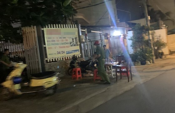 TP.HCM: Phát hiện nam thanh niên tử vong trong khách sạn, nghi do nợ nần