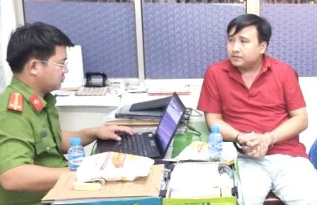 Bình Dương: Bắt Tổng Giám đốc công ty bất động sản lừa bán dự án 
