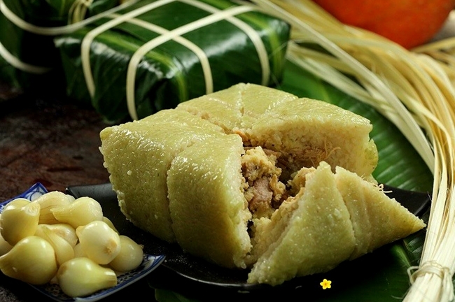 Bí quyết ăn bánh chưng để không tăng cân vù vù dịp Tết