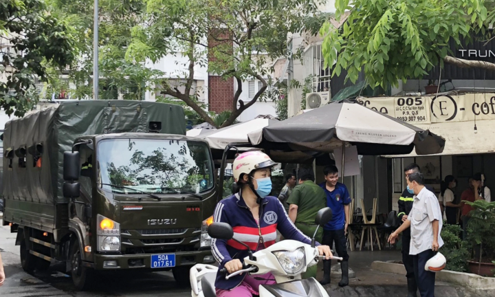 Nổ bình gas tại chung cư TP.HCM, một người bi bỏng nặng