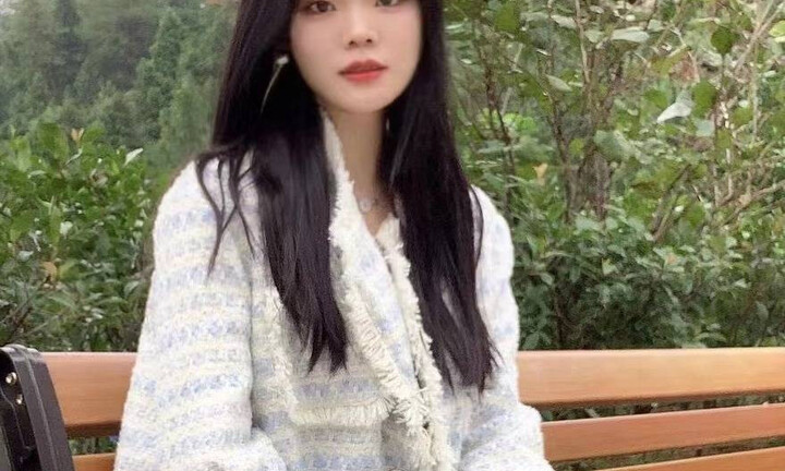 Cô gái chọn việc trông nghĩa trang lương 10 triệu/tháng, tiết lộ lý do gây bất ngờ