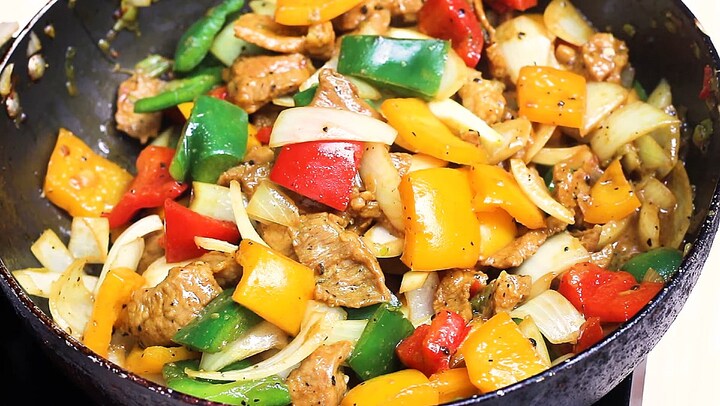 Mẹ đảm trổ tài chế biến thịt lợn xào theo công thức này, chồng con ăn liền mấy bát cơm