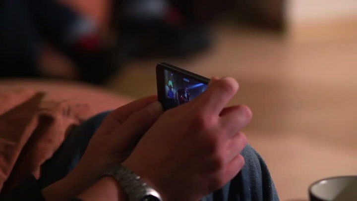 Nhận án tù vì 11 lần quay lén đàn ông trong buồng tắm ở phòng tập gym