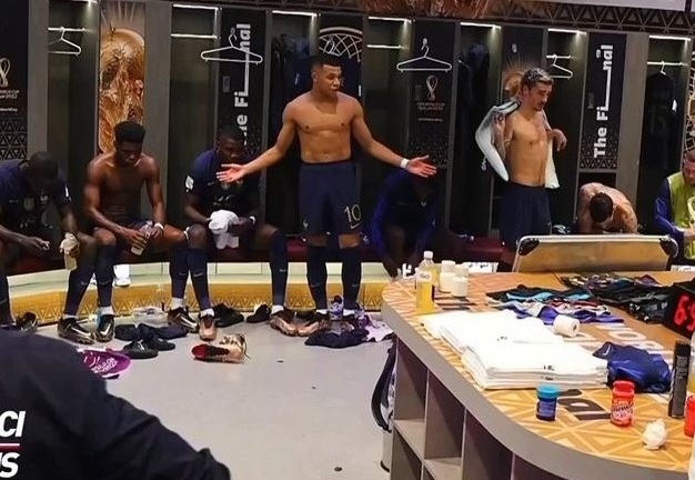 Thua 0-2 ở hiệp đầu, Mbappe nói gì trong giờ nghỉ trận chung kết World Cup 2022?